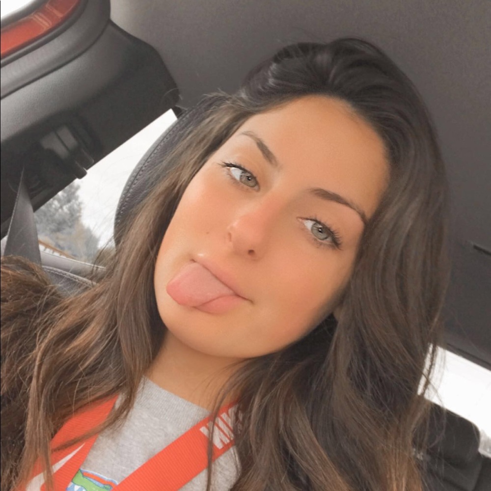 Meet your Posher, Kylee